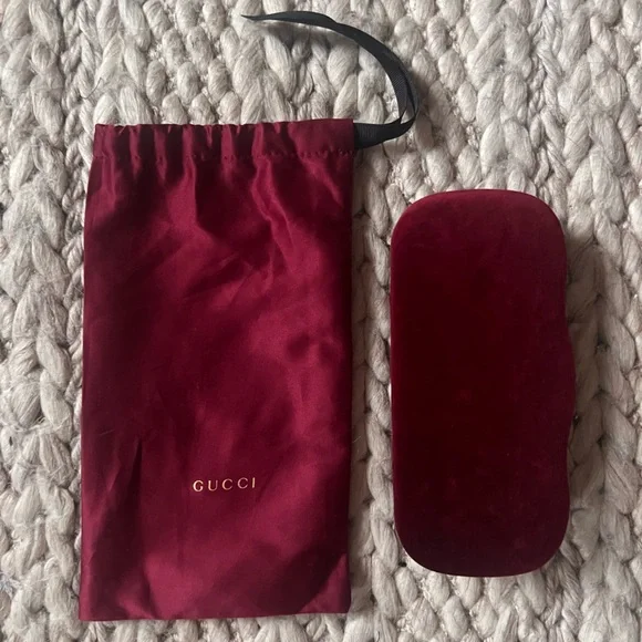 Gucci Black and Gold Women's Sunglasses - Picture 10 of 12